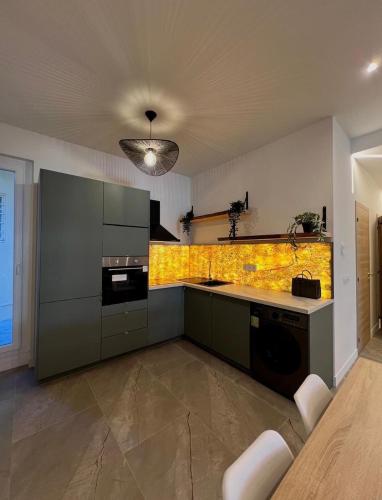 Joli appartement avec jardin, 2 chambres, centre ville de Nice