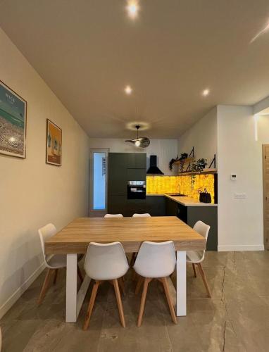 Joli appartement avec jardin, 2 chambres, centre ville de Nice