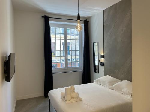 Joli appartement avec jardin, 2 chambres, centre ville de Nice