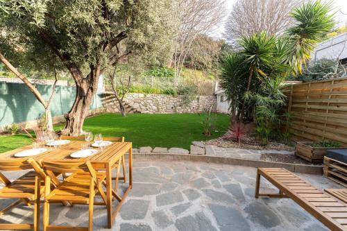 Magnifique rez de jardin Nice Port