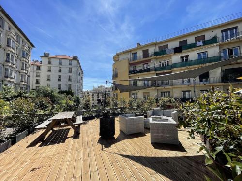 Bel appartement avec toit-terrasse, 2 chambres, centre ville de Nice