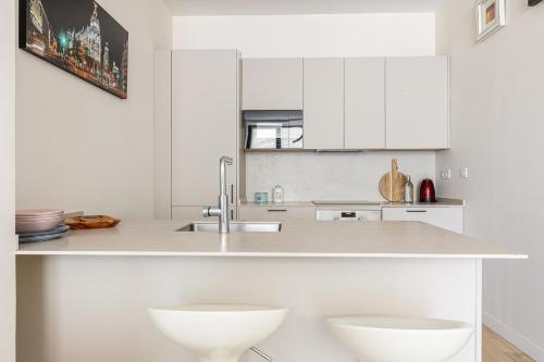 GOLD SUITE APARMENT Wifi AC SERVICES E1