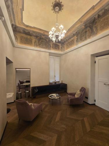 Arts & Crafts Luxury Suites photo 20