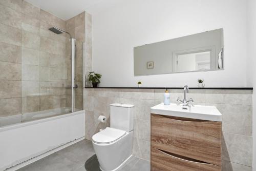 Modern home in Birmingham photo 8