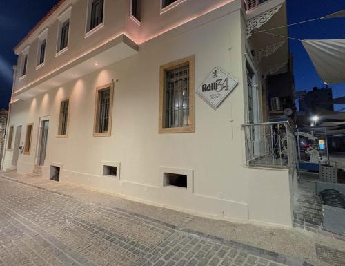 Ralli 34 ROOMS&APTS