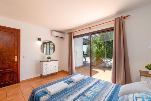 Villa Papagayo by Villa Plus