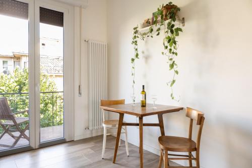 Camera Matrimoniale con bagno privato-struttura condivisa con Host-CASA ENEA