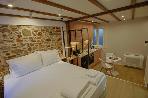 Makaros Nissos Appartments Harbour