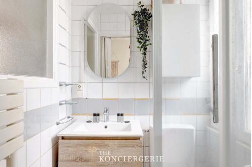 Bright apartment in Le Marais