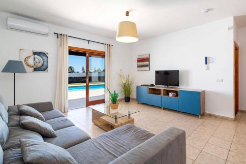 Villa Ramon by Villa Plus