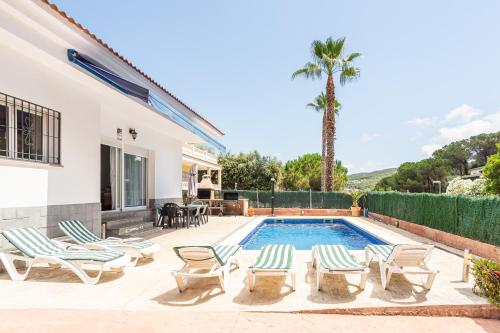 Villa Con Piscina En Lloret De Mar