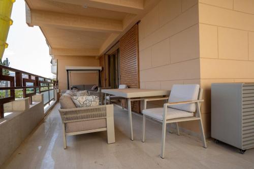 Glyfada Prime A38 Suite 2