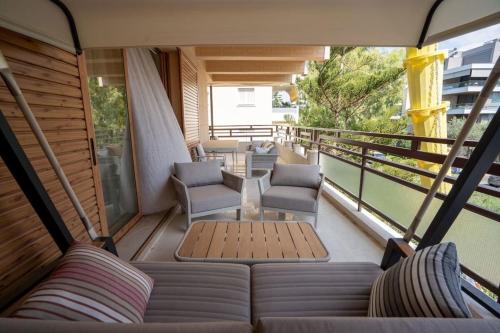 Glyfada Prime A38 Suite 2