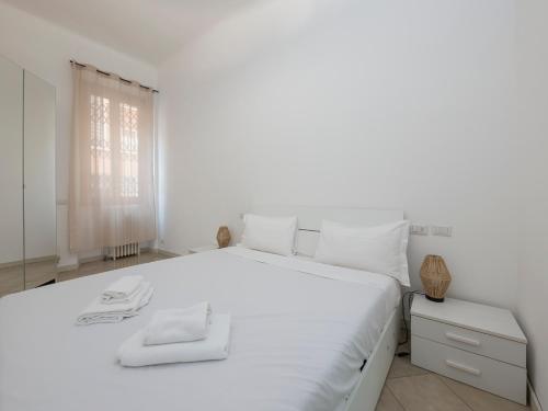 Xenia - 2 room apt in Via Giovanni Prati 18