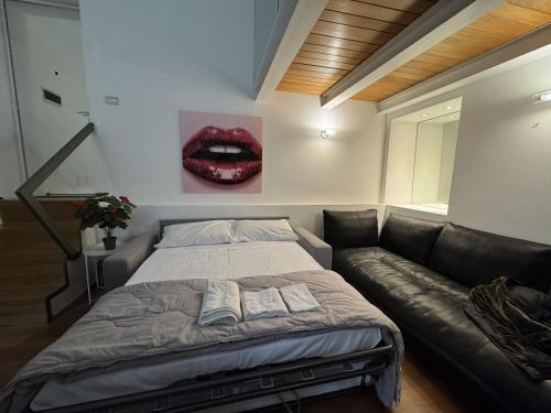 Luxury Loft in Chinatown - Sarpi District