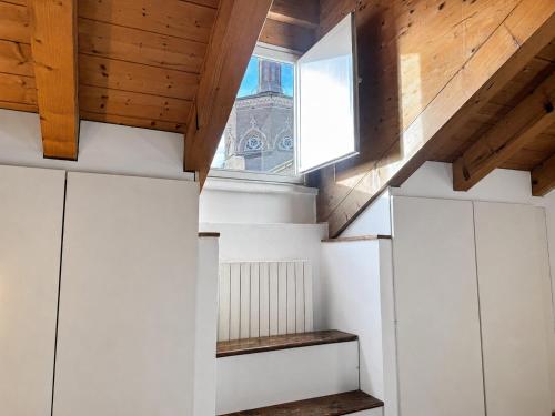 NAVIGLI ART APARTMENT- M2 Porta Genova