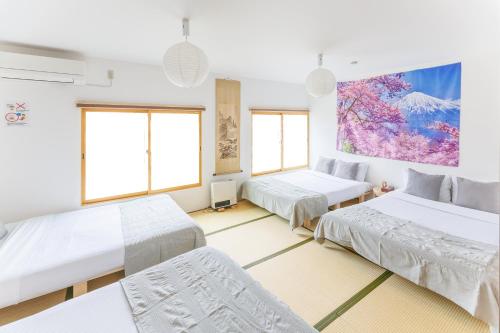 Tomarigi Perch とまりぎ Kawaguchiko Natural Wood Tatami Stay with Outdoor Views of Mt Fuji