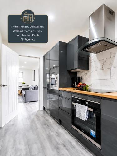 Bridge Court by Sterling Edge - Stylish 1-Bed Apartments with Balcony or Private Garden and Free Onsite Parking photo 11