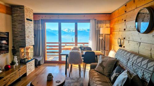 Cosy Alpine Suite with Magnificent Views