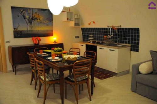 Luisa's Houses