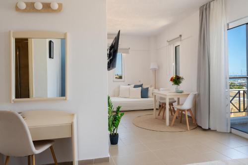 Thalyra Aparthotel
