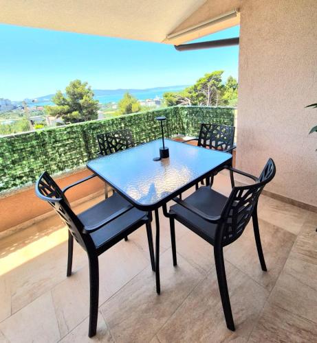 Luxury Garden Penthouse *MK*