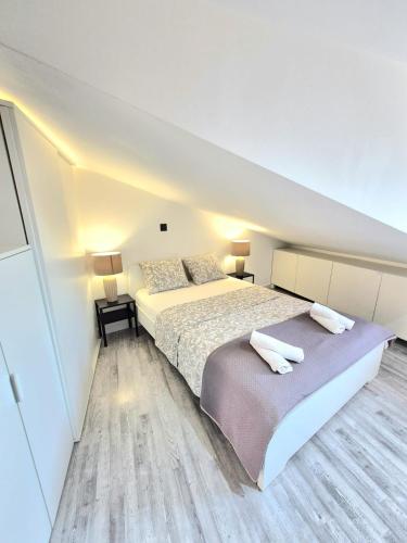 Luxury Garden Penthouse *MK*