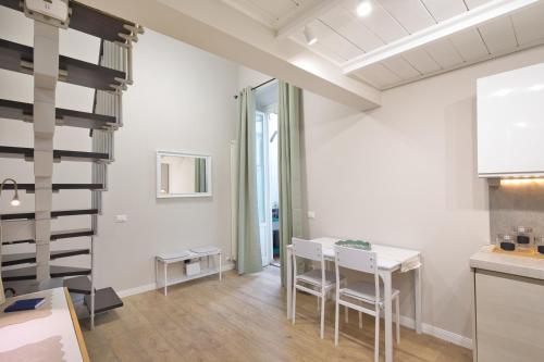Casa Noemi - New Apartment in Florence