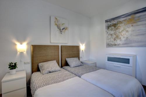 Sunny Golf Apartment