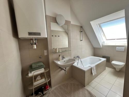 City Appartement mit Balkon