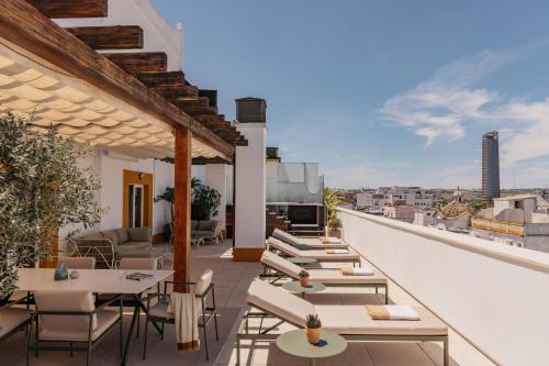 Hotel Colón, a Gran Meliá Hotel - The Leading Hotels of the World — Swimming pool