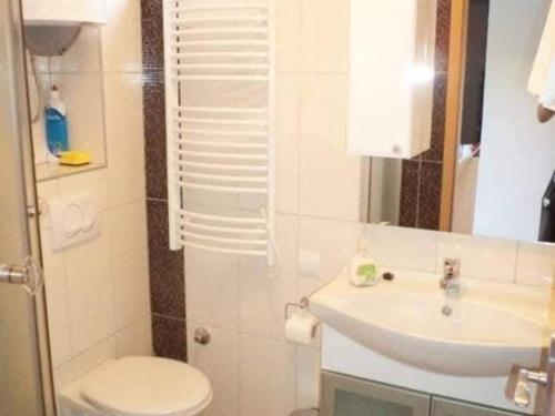 Two Bedroom Apartment with Terrace no 3