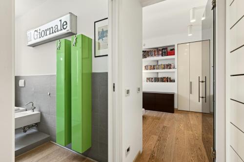 Il Monoscopio / The Monoscope - 73mq Apartment @ Porta Venezia / Milan City Center