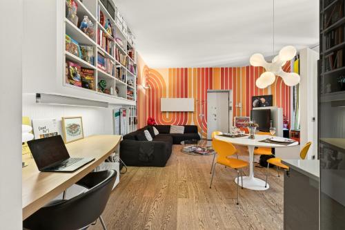 Il Monoscopio / The Monoscope - 73mq Apartment @ Porta Venezia / Milan City Center