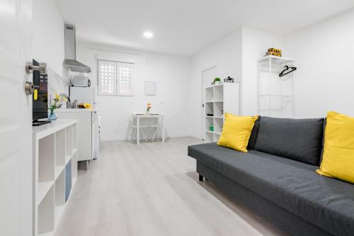 Apartment F Private Complex Metro 4 Guests