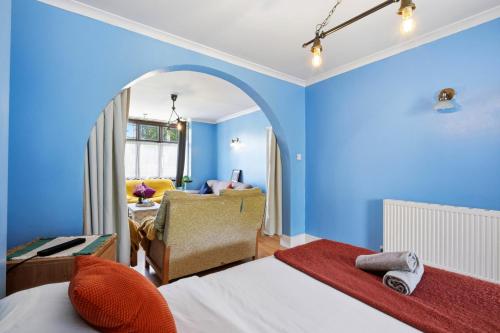4 Bedroom Central Birmingham photo 24