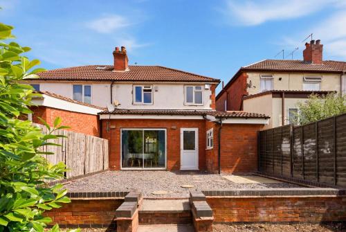 4 Bedroom Central Birmingham photo 26