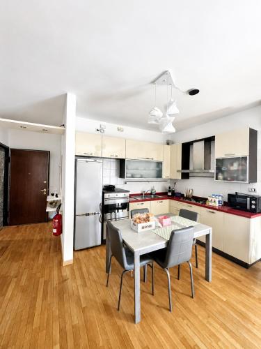 Bicocca Flat B