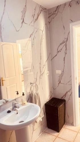 Beautiful apartment on el mirador los cristianos