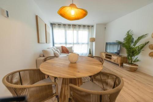 Zapotlan Apartamento en Malaga - Piscina y Gimnasio en el Edificio