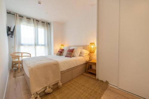 Zapotlan Apartamento en Malaga - Piscina y Gimnasio en el Edificio