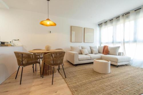 Zapotlan Apartamento en Malaga - Piscina y Gimnasio en el Edificio