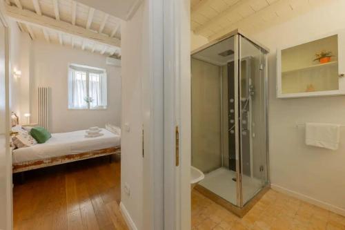 RENAISSANCE FLORENCE APARTMENT