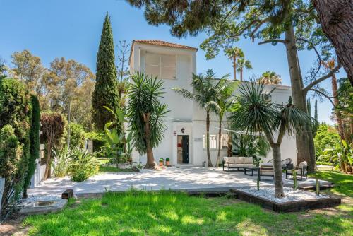 Magnificent 5-bedroom Villa