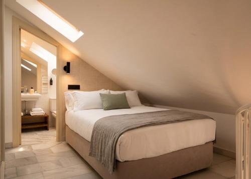 Limehome Madrid Sol photo 61