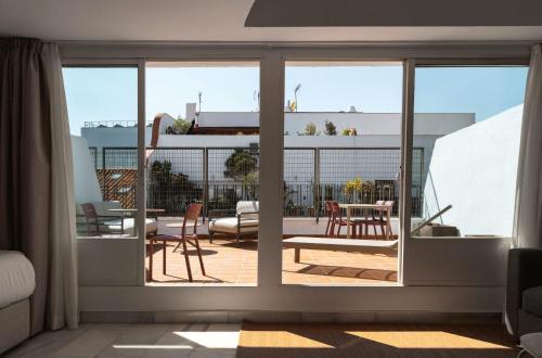 Limehome Madrid Sol photo 60