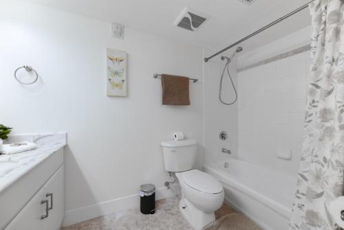 Amazing 3BR Condo at Brickell with City Views photo 29