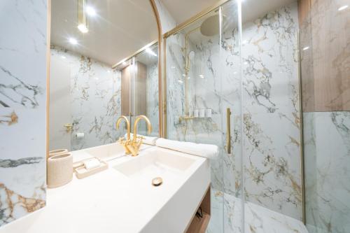 Appart'Hôtel Lou Suites