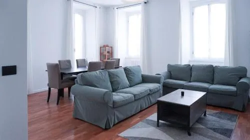 PRESTIGE BOUTIQUE HOMES - Piazza Duomo Exclusive Family Apartment photo 1