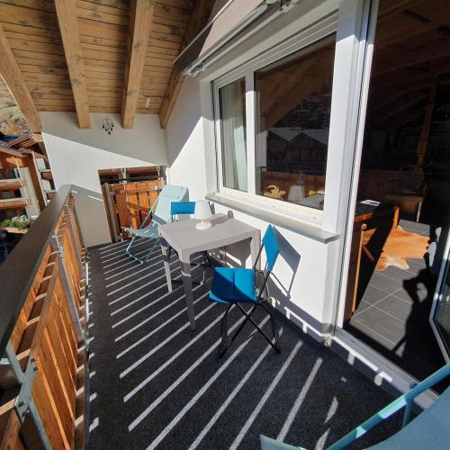 Zermatt center Apartment with Matterhorn view